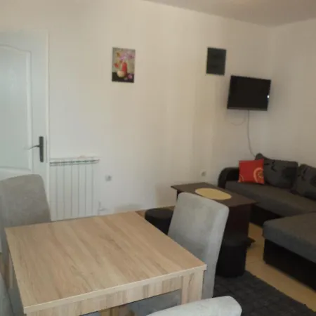 아파트 1a Jollykop *