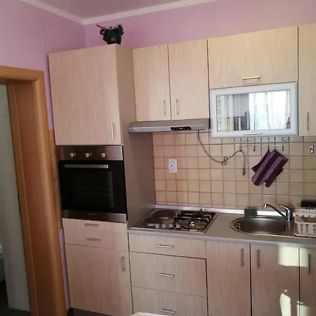 1a Jollykop Apartment *